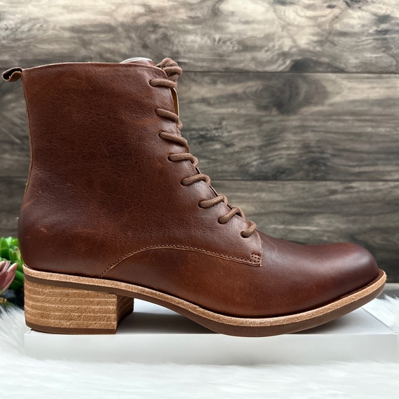 KorkEase Shoes Nib Kork Ease Calista Lace Up Combat Bootie Ankle